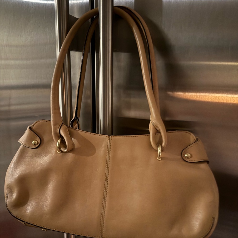 Monsac Tan Shoulder Bag High-Quality Leather Timeless Design - Picture 2 of 4